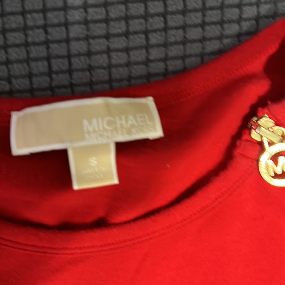 Michael Kors Tshirt - Picture 2 of 5